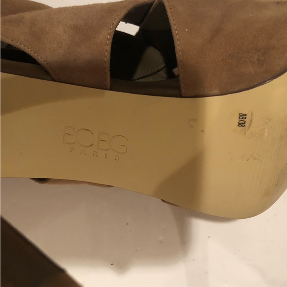 BCBG Suede Heels - Picture 6 of 7